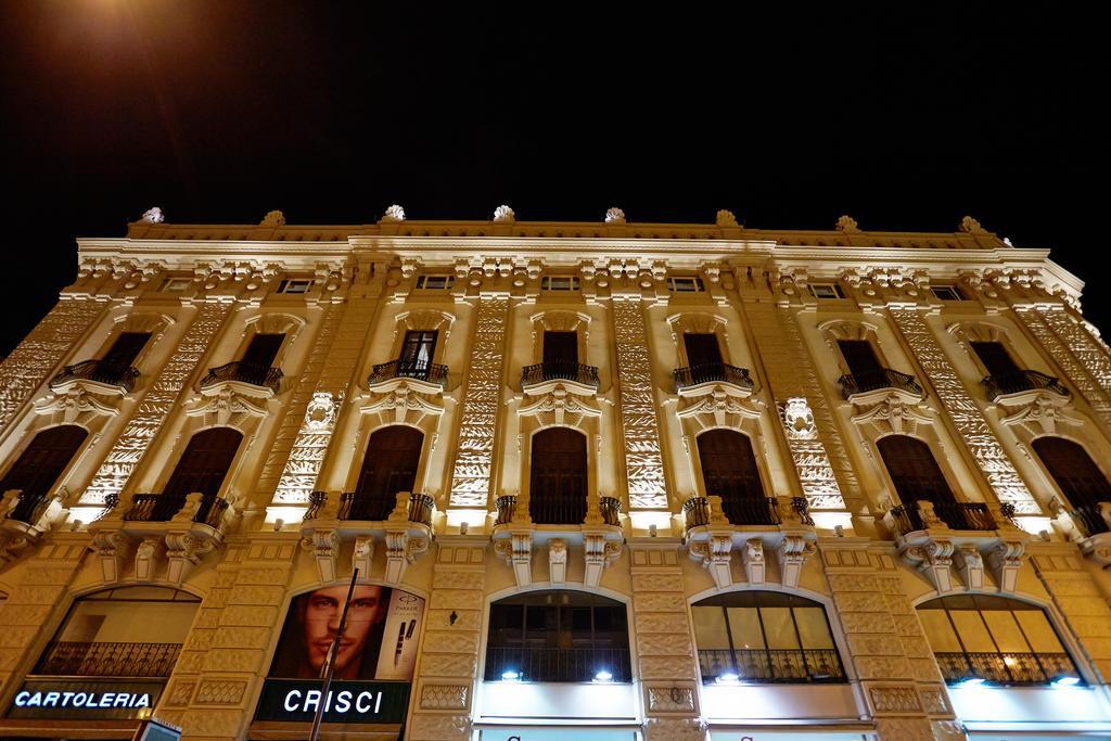 باليرمو Suite Home Moncada الغرفة الصورة