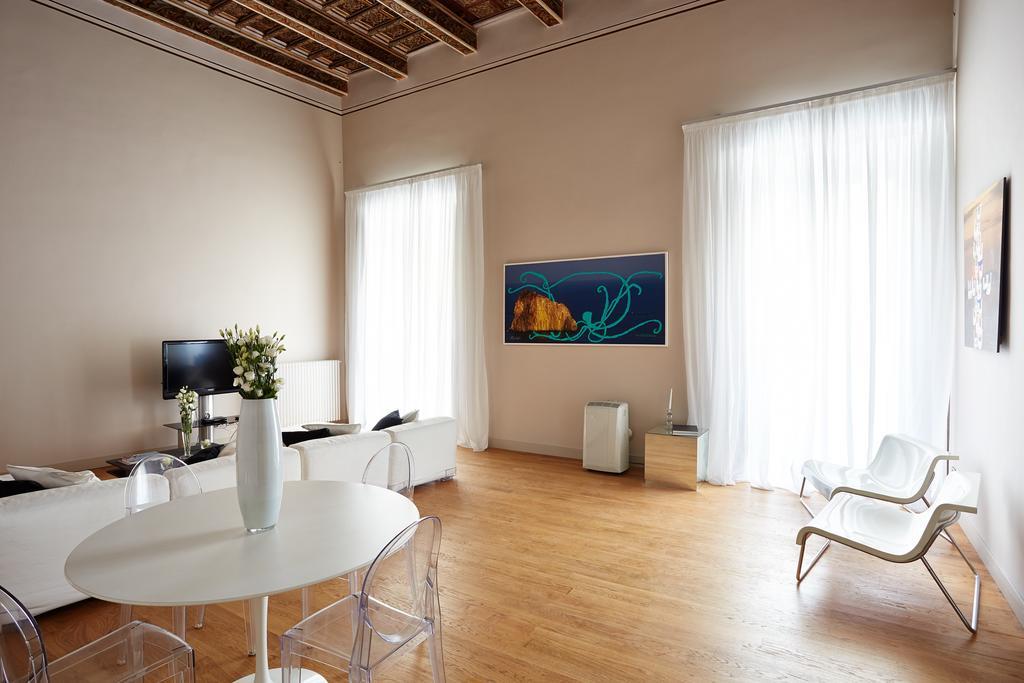 باليرمو Suite Home Moncada الغرفة الصورة